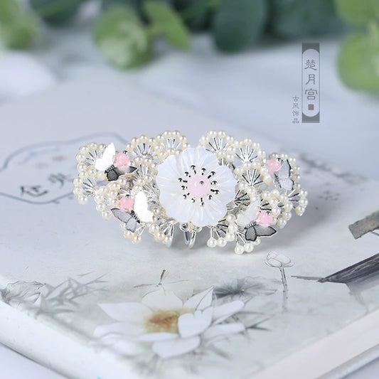 Headdress: Million Petals