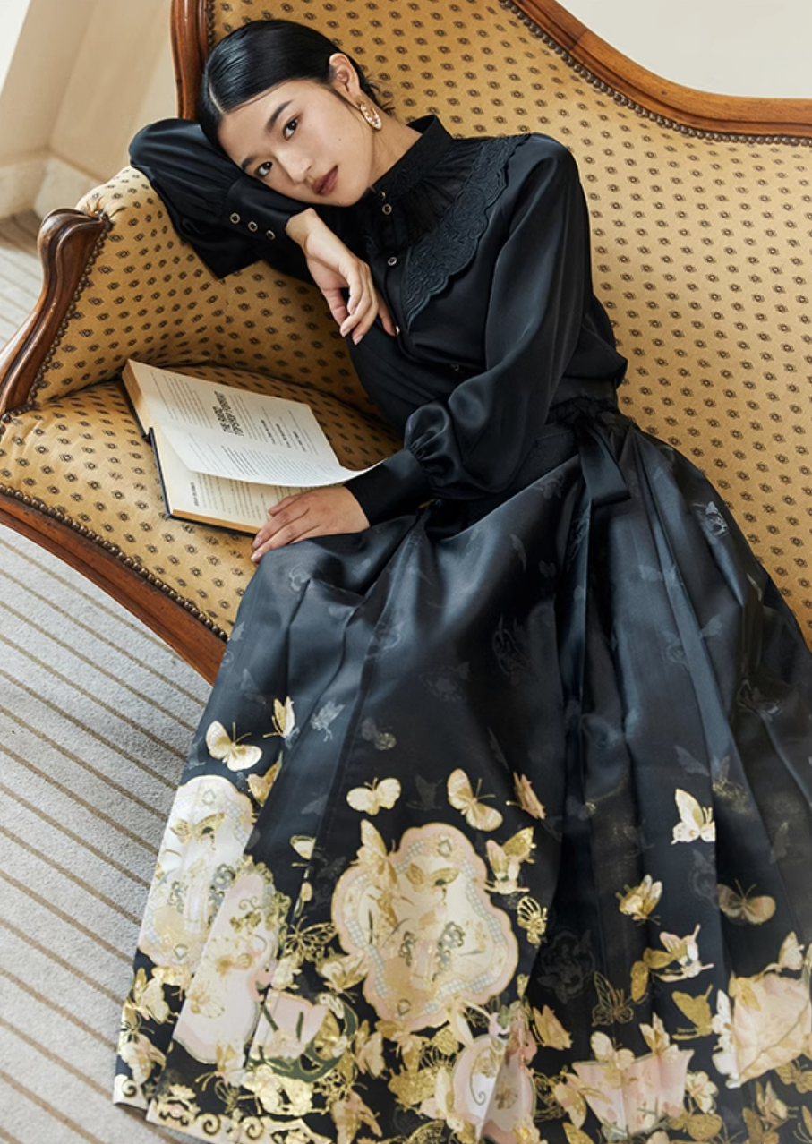 Angelic Modern Ming Skirt Mamianqun Set