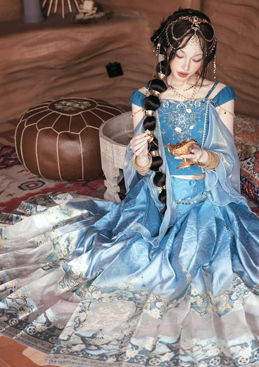 Ming Dynasty Modern Hanfu, Mamianqun, Dancing Jasmine I 舞会茉莉 (Preorder)