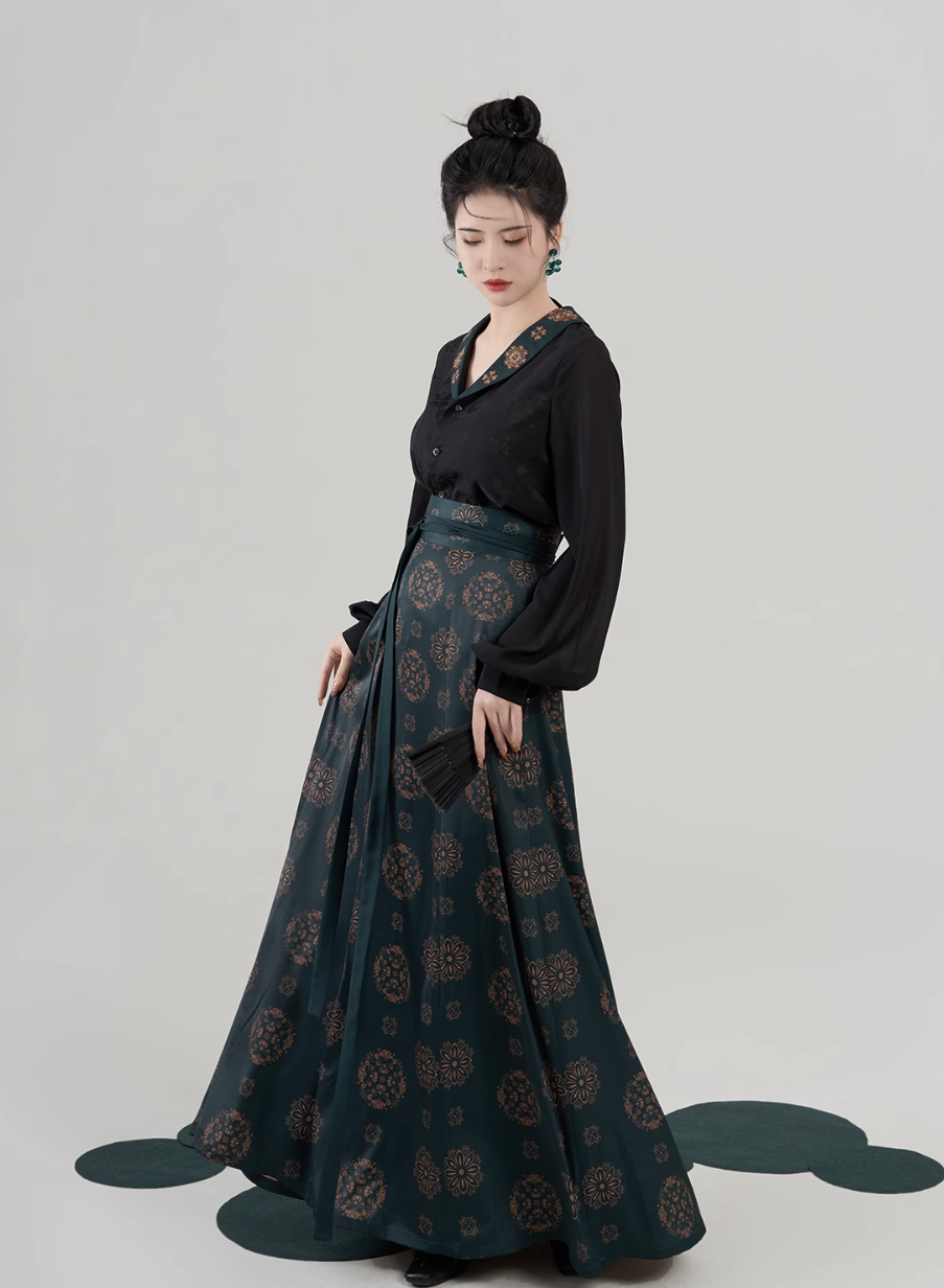 Tang Dynasty x Modern Hanfu: Cuiyang 翠映 (Preorder)