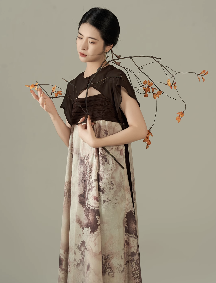 Tang Dynasty x Modern Hanfu: Sandal Dusk 檀褐 (Preorder)