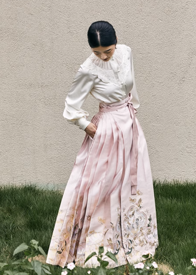 Angelic Modern Ming Skirt Mamianqun Set